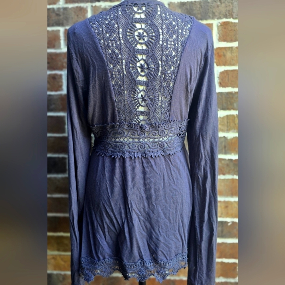 BKE Purple Lace Back Long Sleeve Top Size Small Boho Feminine
